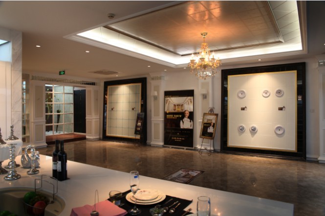 奥普集成吊顶和奥普1+N浴顶哪个是正宗的?-奥