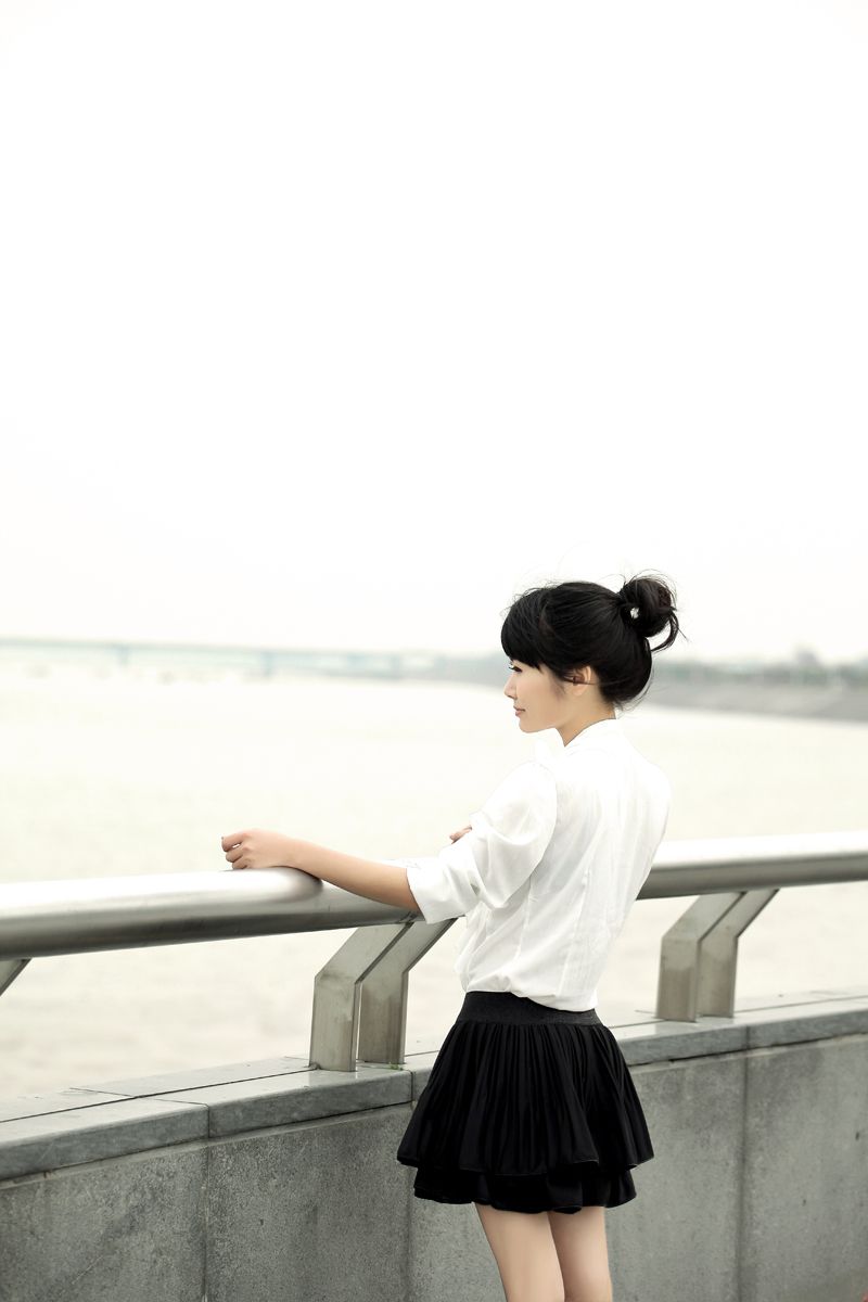 <em>吾家有妹初长成</em>,丫头的四种不同风格_生活随拍