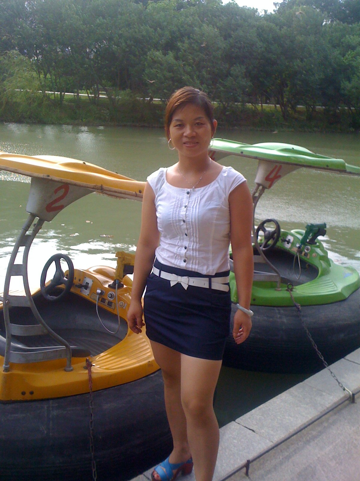 女儿情原唱吴静_女儿情