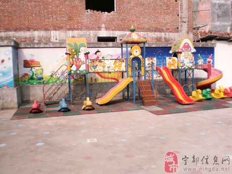 小不点艺术幼儿园