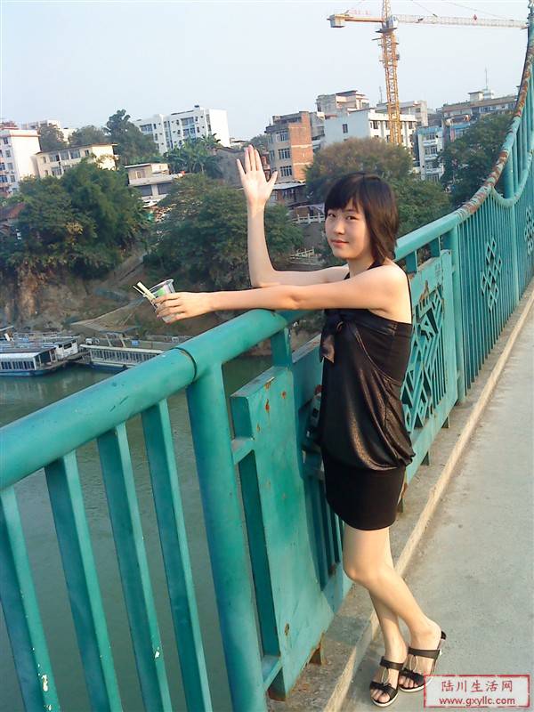 五年级小学生美女_免费五年级小学生美女图片下