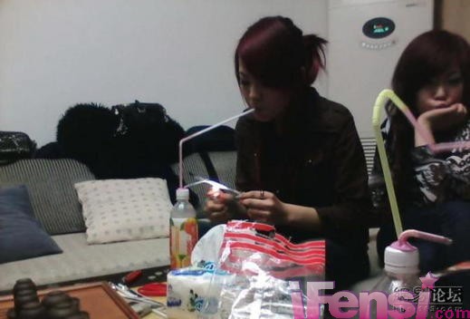 [转贴]看看这些吸毒的<em>冰妹</em><em>溜冰</em>后果。_百家