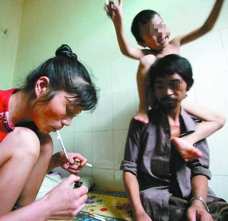 看看这些吸毒的<em>冰妹</em><em>溜冰</em>后果。_动漫图酷