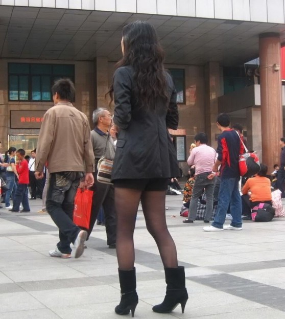 广元火车站的黑丝袜姐姐