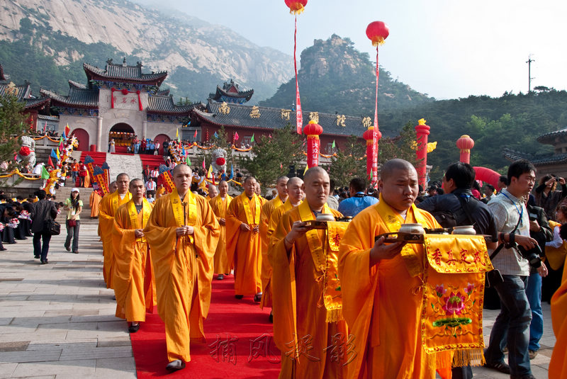 董宝瑞:重修一新的昌黎水岩寺举行落成开光庆典