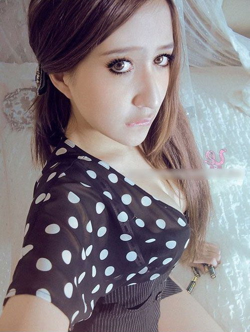 蛇精MM孙倩颖大胸性感图片全套论坛图片_光