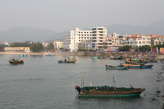 惠州大亚湾霞涌海鲜街随拍(图)