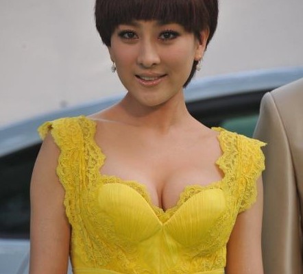 <em>孔令辉</em>的漂亮<em>老婆</em>_自拍贴图_巧家论坛_白鹤滩