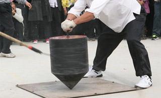 河南省“溱水上河源杯”鞭陀表演赛在新密举行