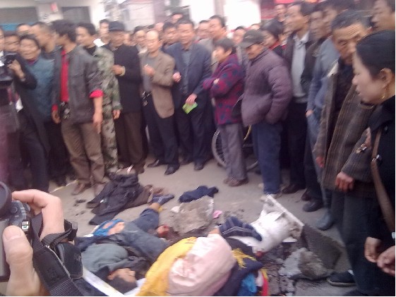 汝南警车撞人事件 汝南特大交通事故 汝南汽车