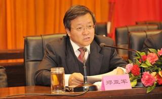 率先实现经济社会跨越式发展为把嘉峪关建成现代化区域中心城市而努力奋斗