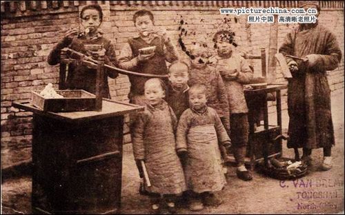 展现古代<em>贫富差距</em>的老<em>照片</em> 贫民百姓的血泪史