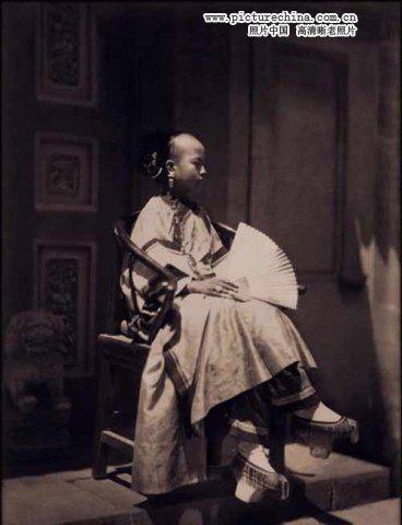 展现古代<em>贫富差距</em>的老<em>照片</em> 贫民百姓的血泪史