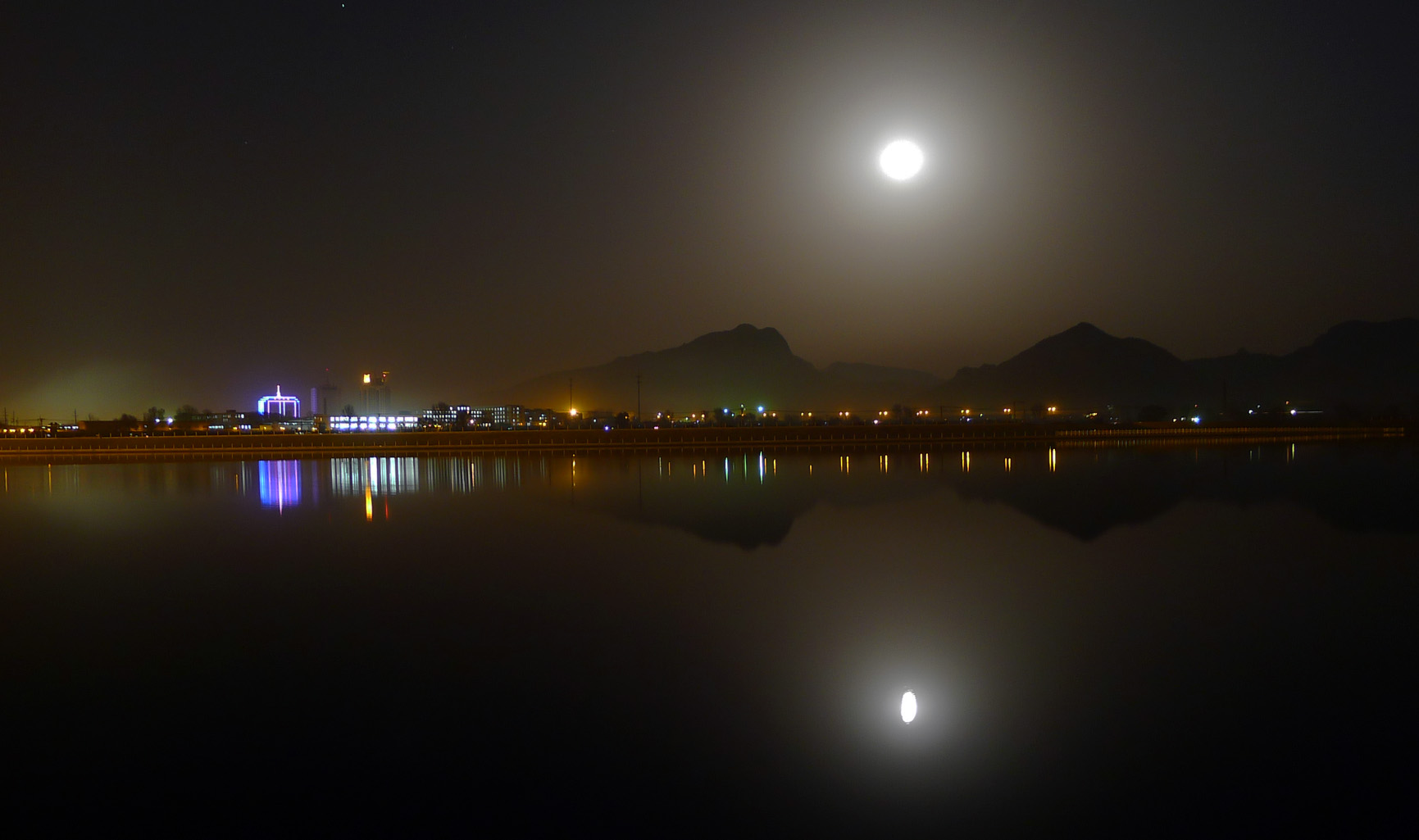 月色阑珊走南河_影协会员交流区