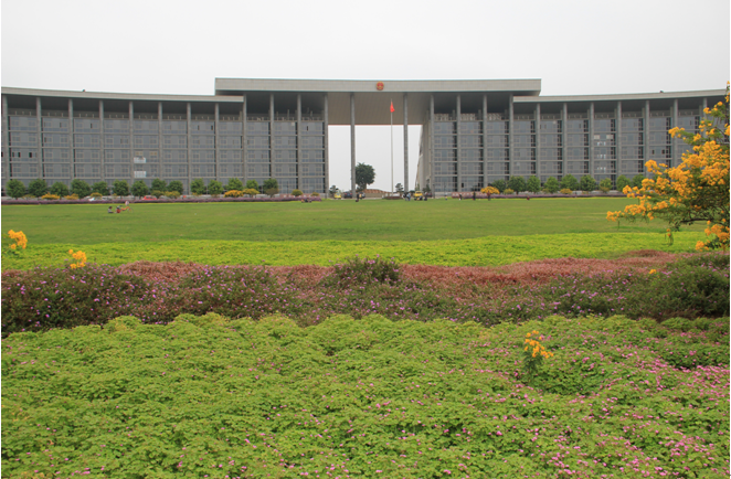 [贴图]豪华气派的中国一流县级市政府_生活杂