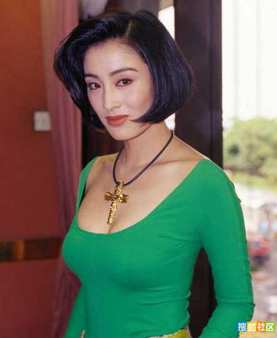 <em>张敏</em>在出演《<em>最佳女婿</em>》后获得香港电影金龙奖