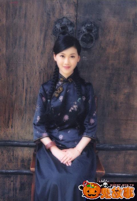 【诡异】十分诡异的一个<em>女人画像</em>(一个人不要