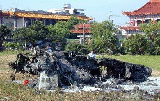 网爆f22侵犯中国领空被中国在福建击落有图为证