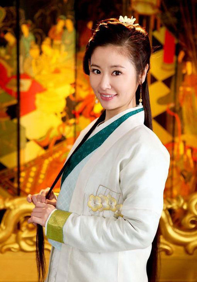 嫔妃有心计的女星,清朝后宫嫔妃等级,清朝后宫嫔妃怎样侍寝高清图片