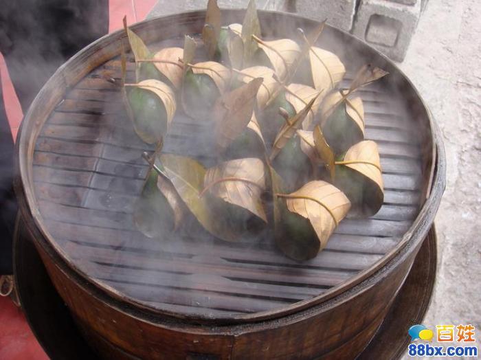 湘西小吃哪里买卖比较好的 多功能小吃车价格