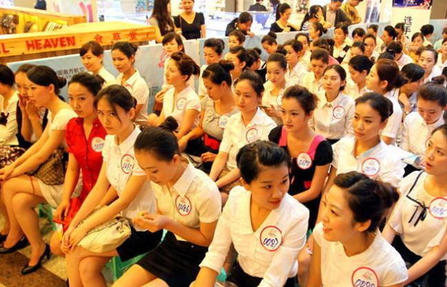 中国南方<em>航空公司招空姐</em> 南航重庆招空姐_灌水