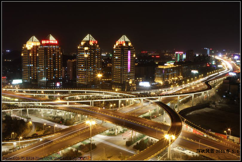 主题: 济南燕山立交夜景
