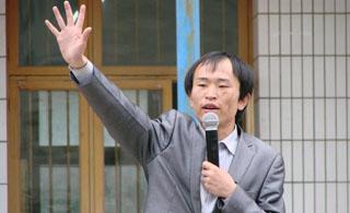 麻江中小学感恩父母感恩老师励志演讲(演讲师:龙飞鸿)