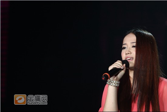 <em>快乐女声</em>郑湫泓 郑湫泓图片 郑湫泓资料 2011快