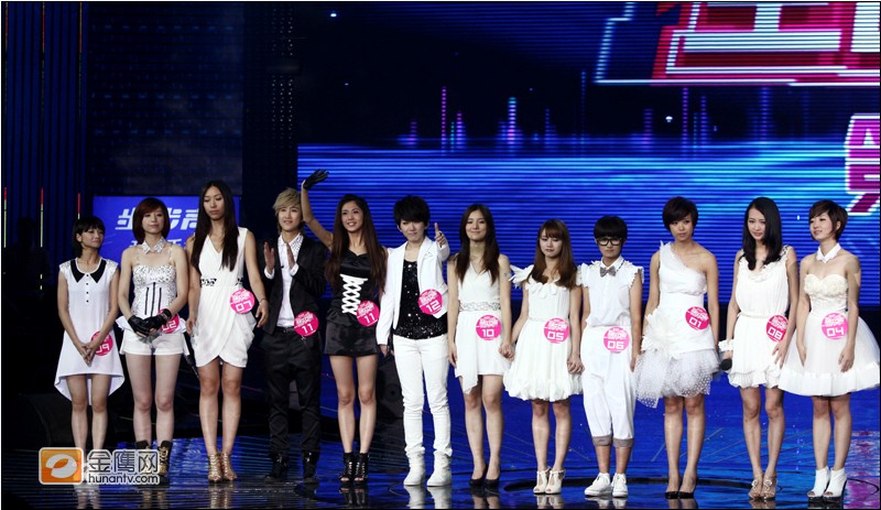 <em>快乐女声12进11</em> 苏妙玲演唱粤语歌 淡定姐晋级