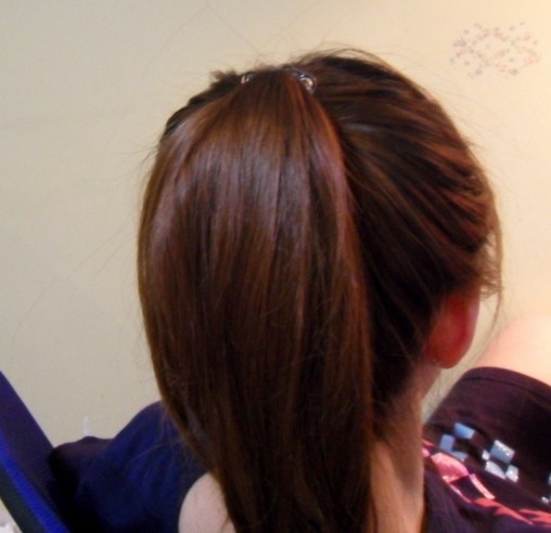 太热?<em>头发烫</em>焦了?<em>扎</em>起来呀~_鹤城美食_齐齐哈