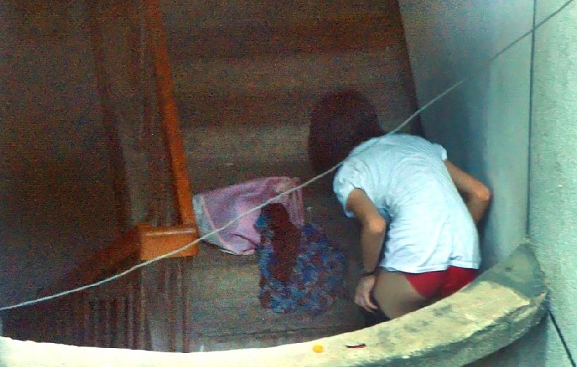 [原创]阳台偷拍到的<em>美女</em>换裤子_麻辣杂谈_宽甸