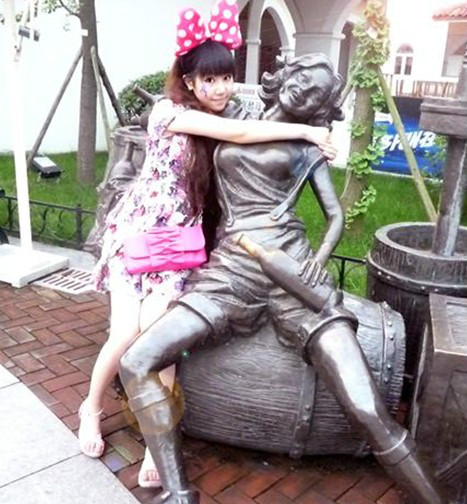 上海同济<em>大学</em> 真人版芭比娃娃 走红 <em>妹子</em>你敢素