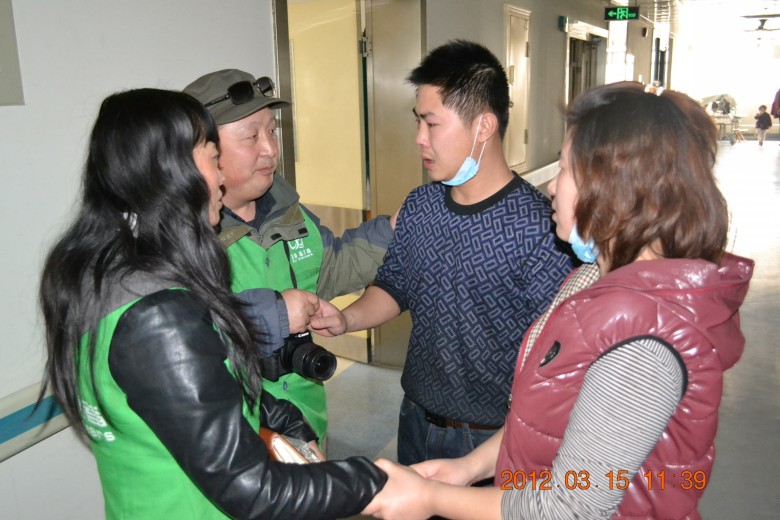 [原创]山东公益联盟与邹城人和义工团赴济宁看