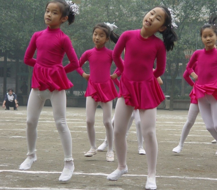 [<em>贴图</em>]可爱的<em>小女孩</em>_<em>贴图</em>专区_平舆<em>论坛</em>