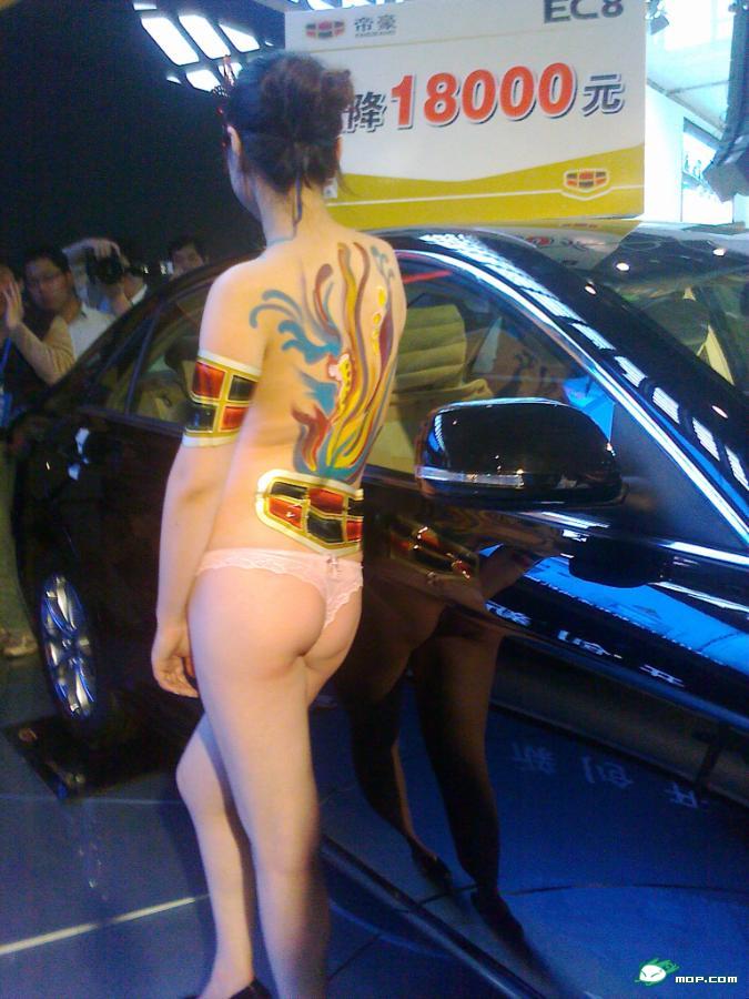 郑州车展人体彩绘图片