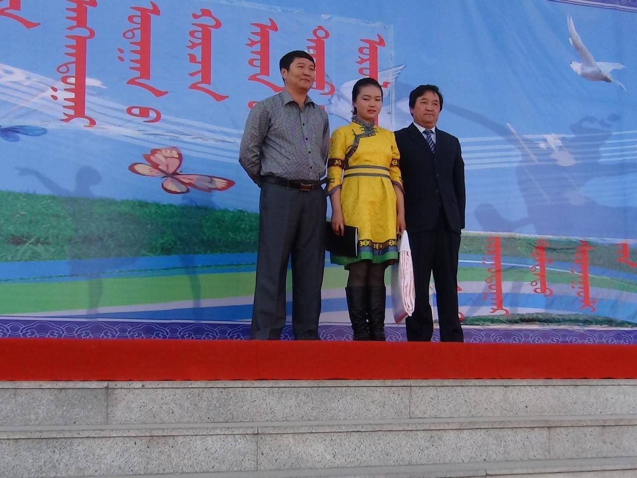 贵州省首届传统民歌山歌大奖赛在惠水县好花红