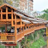 千米风雨长廊尽展土家艺术