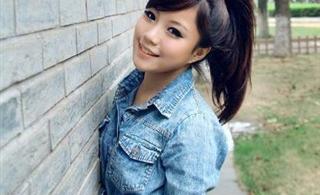 红豆村美女,真漂亮的。