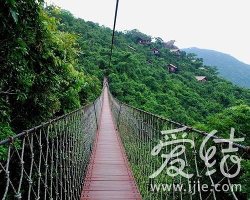 甜蜜蜜月:跟着电影游世界