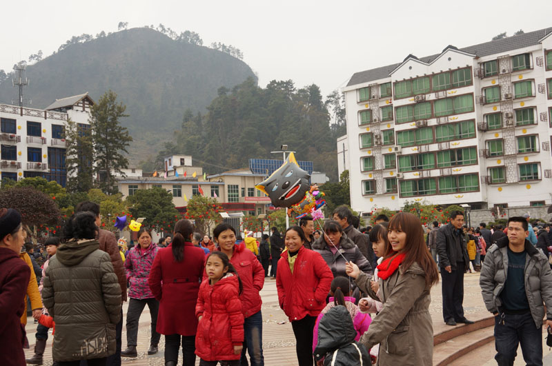 南丹县2012年春节氛围(县文化广场2)