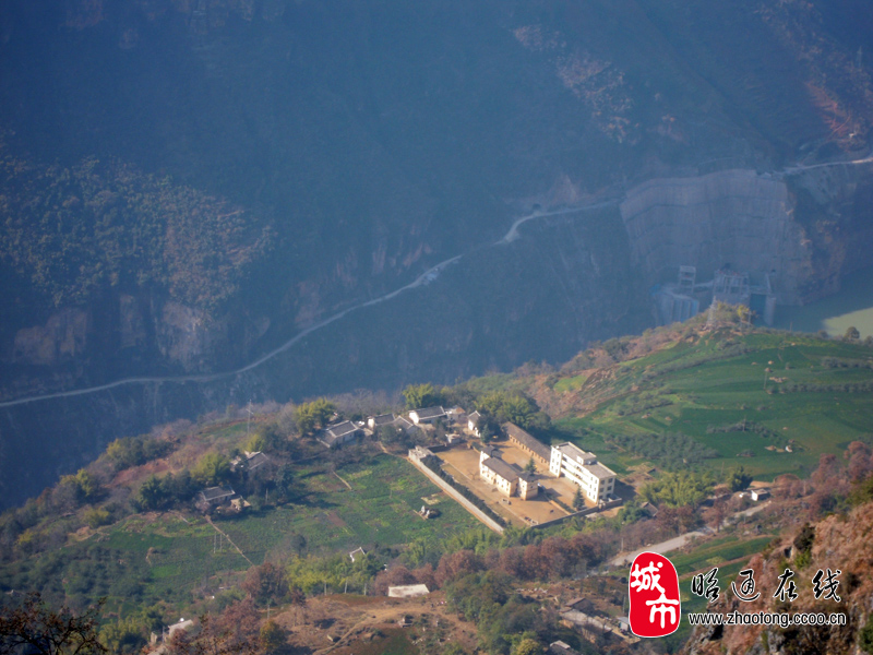 主题 不容错过—鲁甸梭山美景