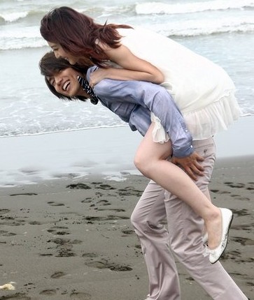 [转贴]<em>感人</em>的流泪<em>故事</em>!<em>男孩</em>最后死在山里,而女