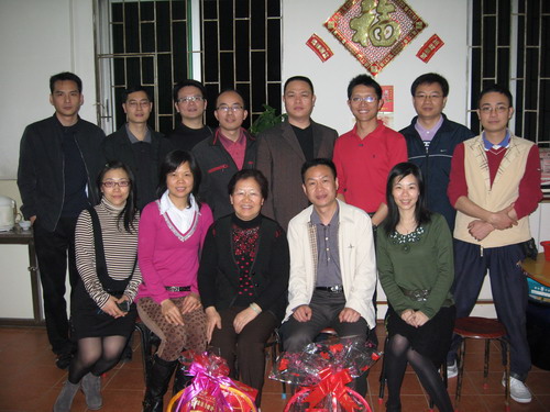 你记得<em>鹤山电台</em>的那些前辈吗?_本地见闻_鹤山