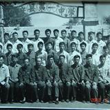 78年巴彦一中没有女生的毕业照