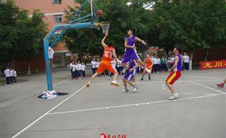[ԭ��]2012��ȴ���У԰����������ѵ�������Ա��