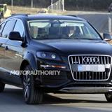 ȫ�°µ�Q7����������