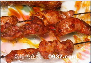 色香味俱全的德令哈烤羊肉