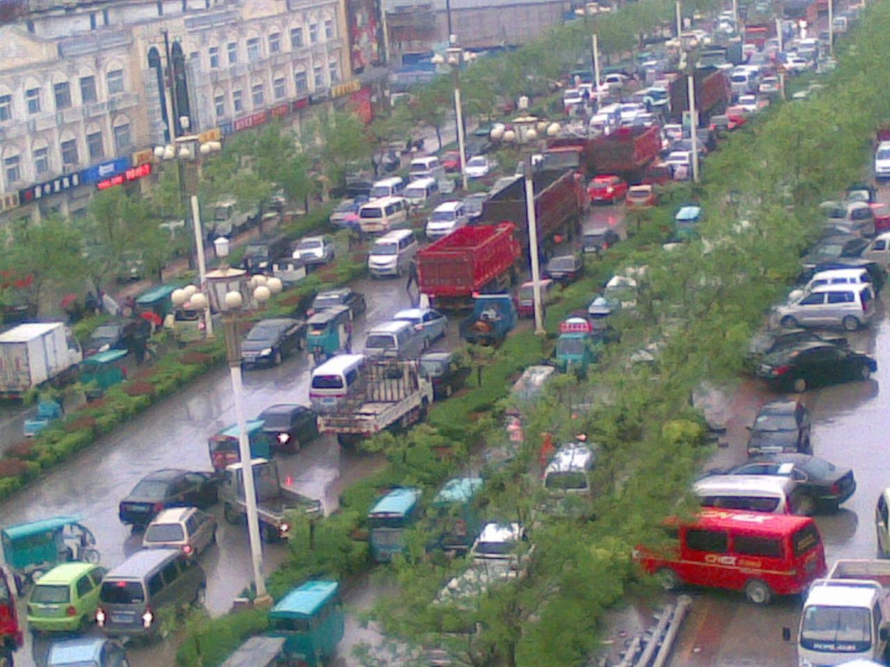  固安 新中街堵车现象(有图)[原创]_发现 固安 _固