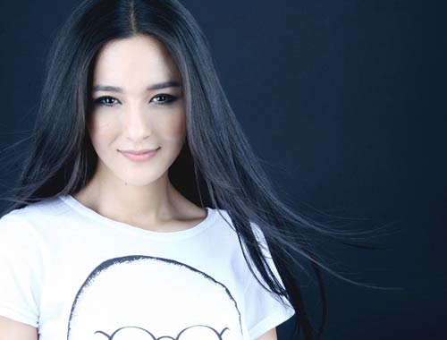 李亚红真空 李亚红资料 李亚红图片 李亚红胸贴