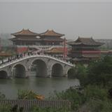 清明上河园之旅。